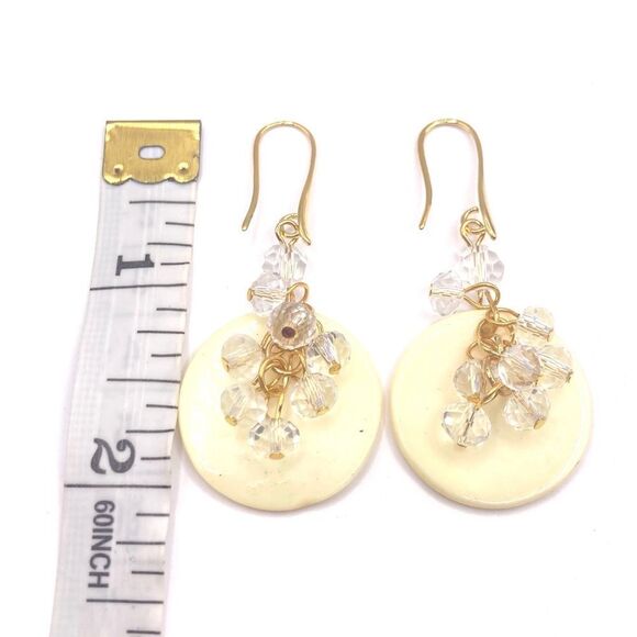 Natural disk shell geometric dangle hook earrings - Picture 3 of 3